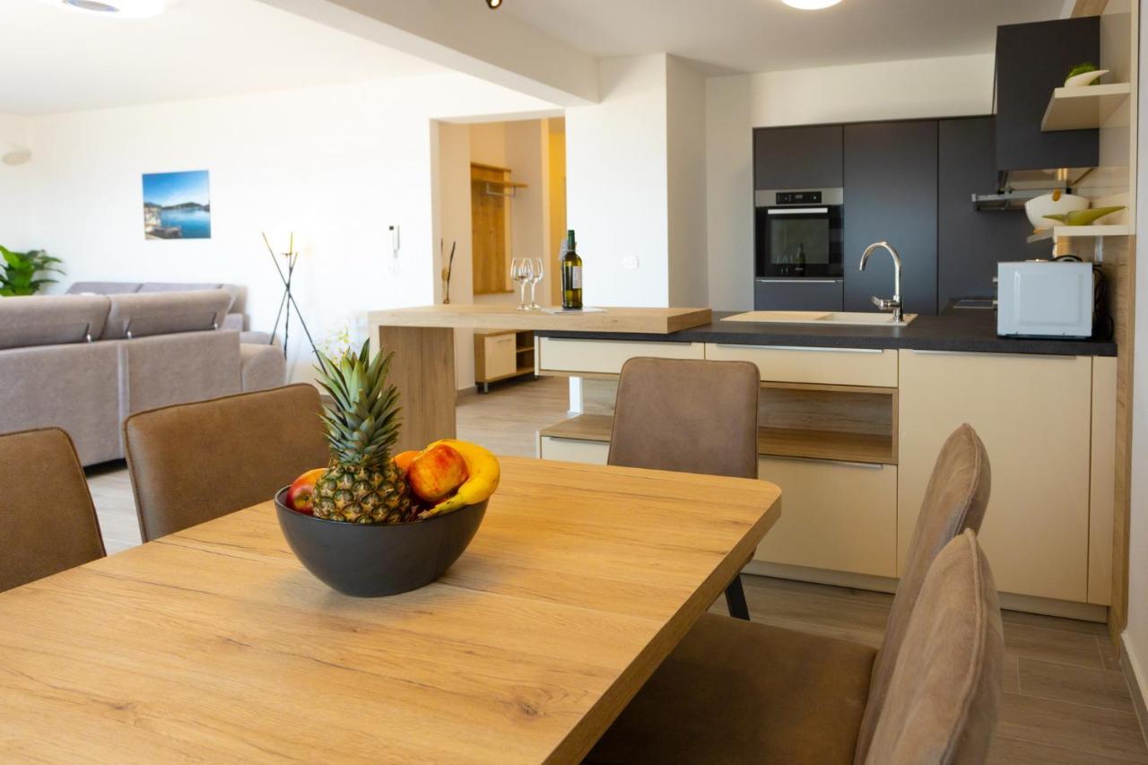 Apartments Jasa Deluxe Makarska Luaran gambar
